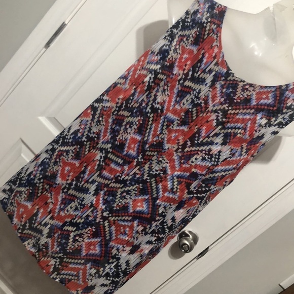 New Direction Sleeveless top - Picture 14 of 15